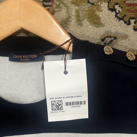 LV Uniform Knit Short Sleeve Summer 2022 Women’s - Picture 2 of 4
